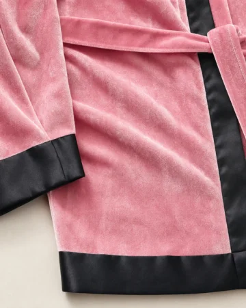 Boxing Walkout Robe, close-up of the fabric and stitching