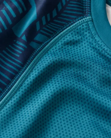 Rugby Jersey, close-up of the fabric and stitching